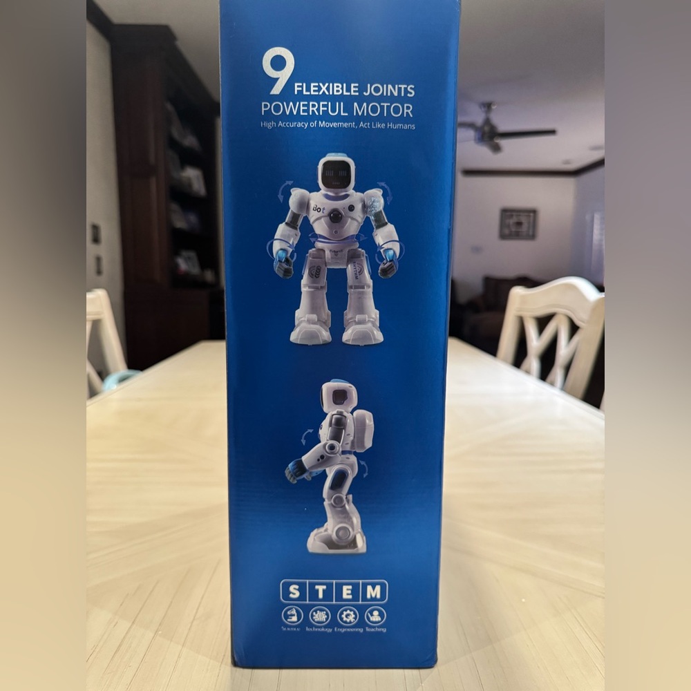 Ruko RC Smart Robot with Voice Control - – Programmable Interactive - Picture 10 of 16